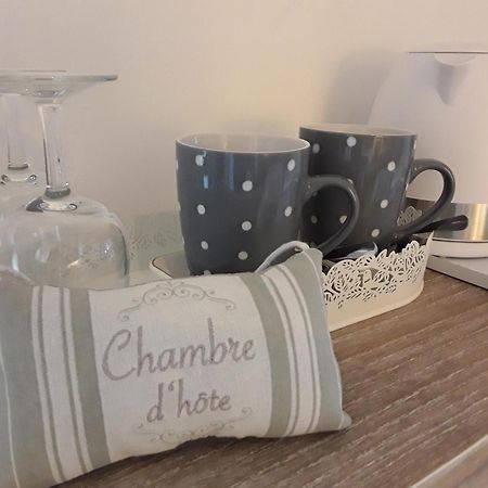 Bed and Breakfast La Belle Âme Saint-Priest-des-Champs Camera foto