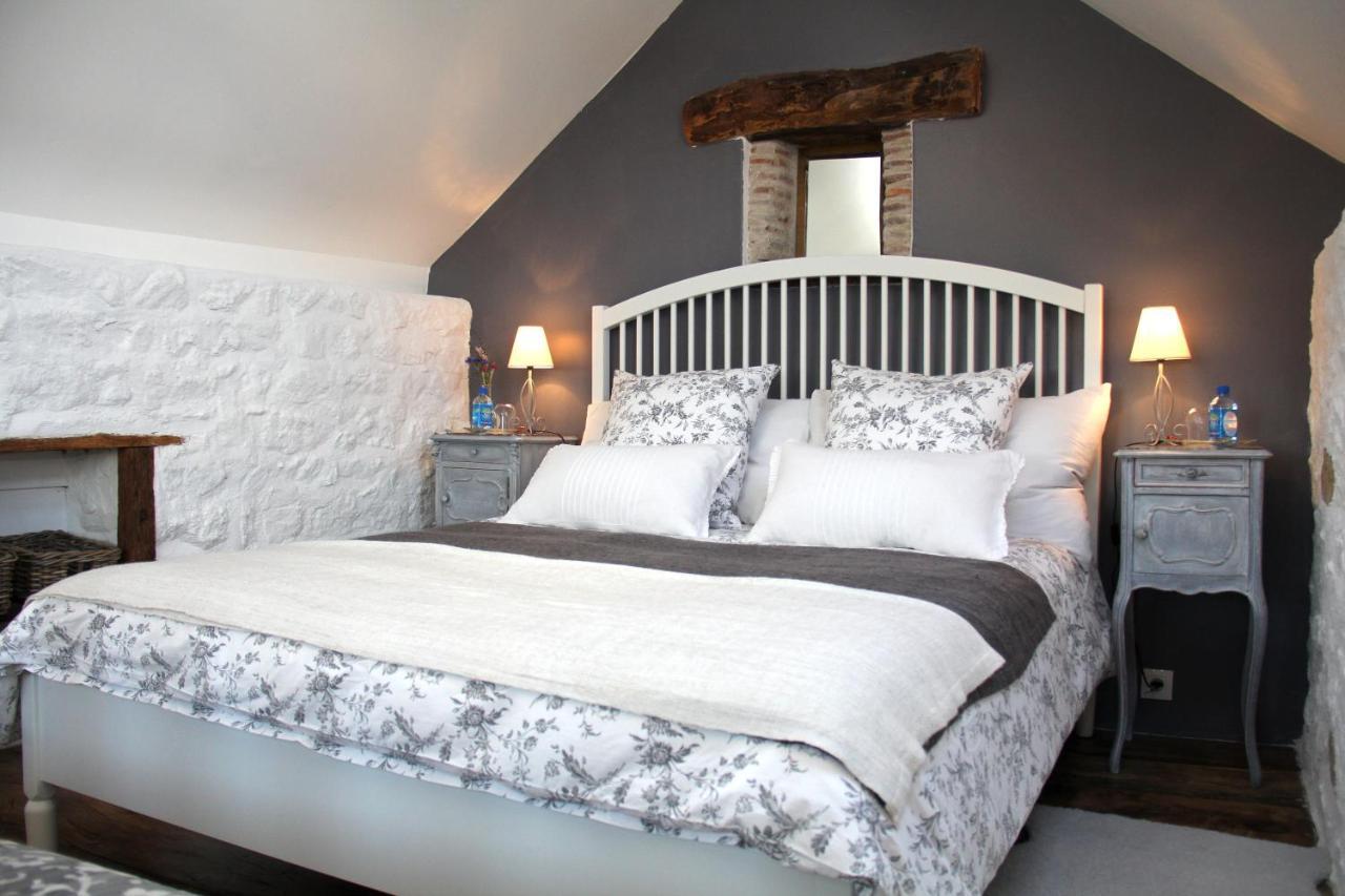 Bed and Breakfast La Belle Âme Saint-Priest-des-Champs Camera foto